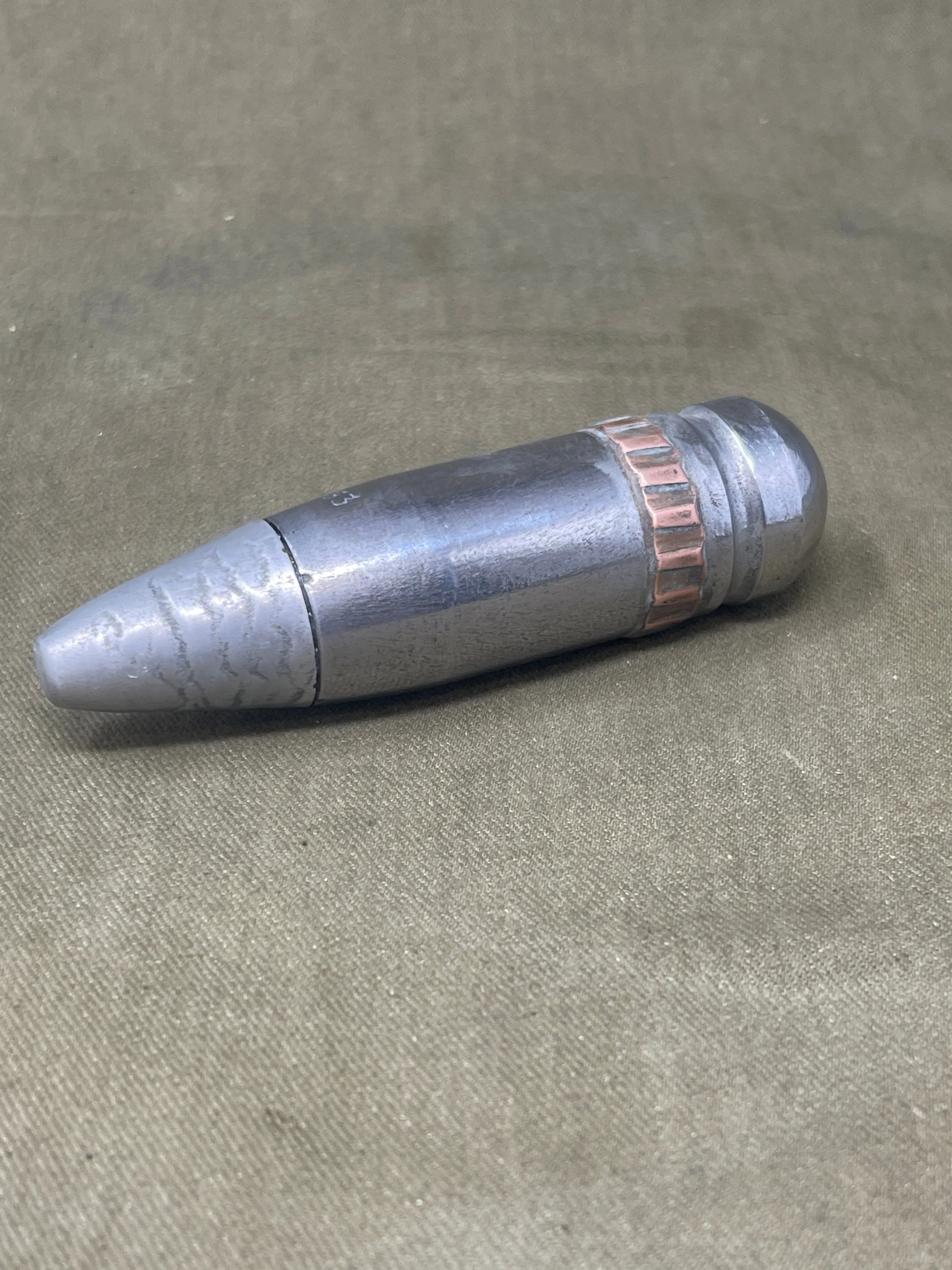 ADEN 30mm Round, brass case, steel projectile, alloy nose cone