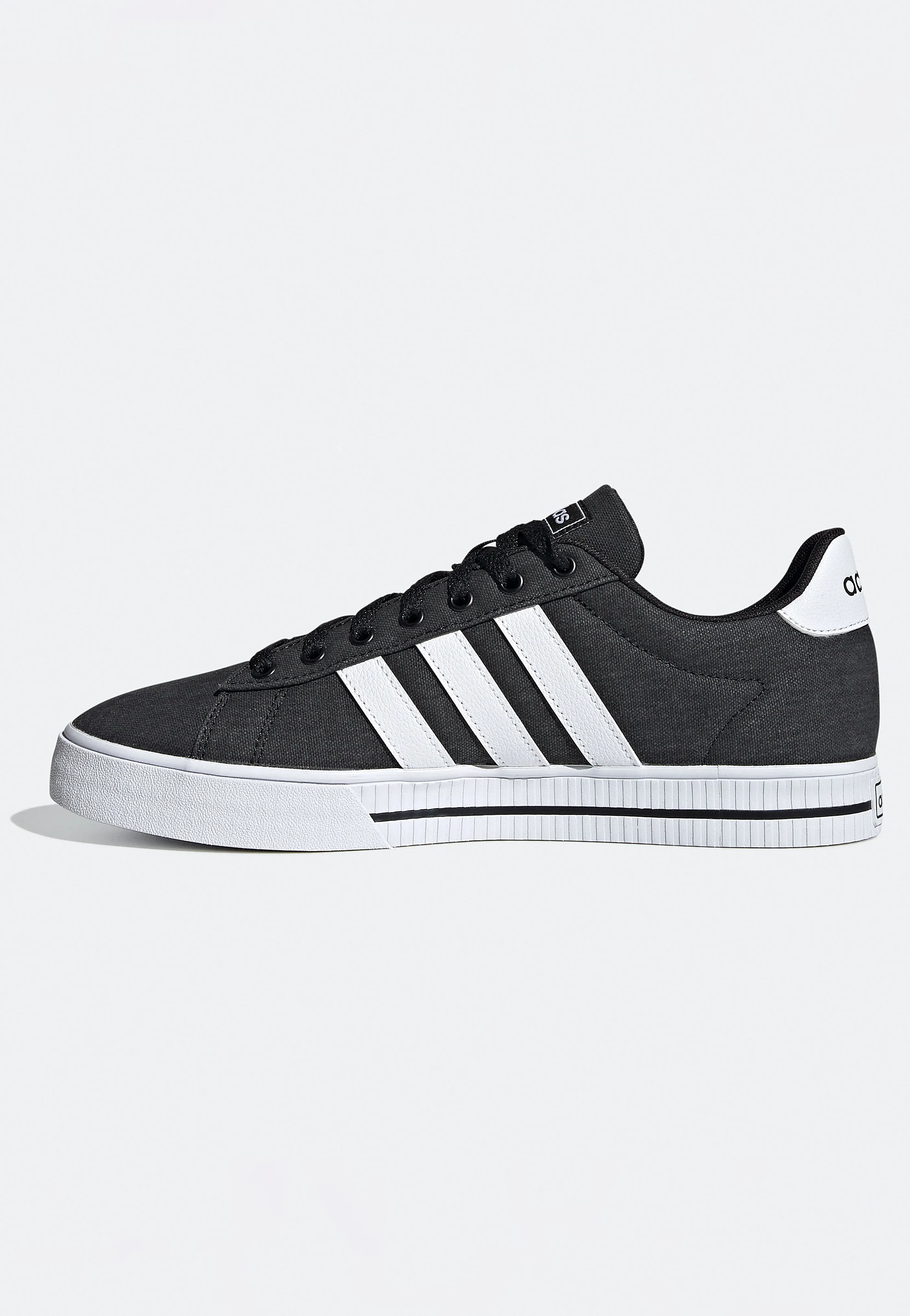 Adidas - Daily 3.0 Cblack/Ftwwht/Cblack - Shoes