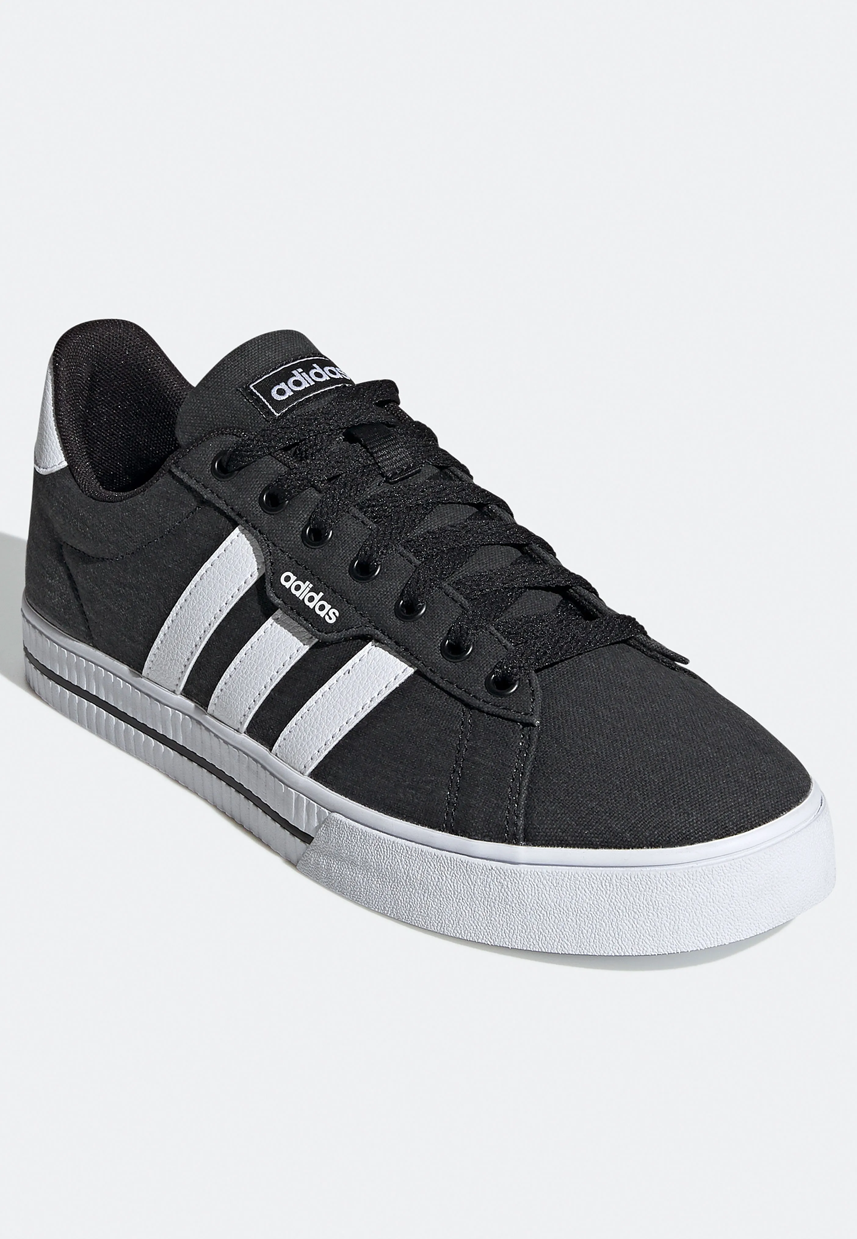 Adidas - Daily 3.0 Cblack/Ftwwht/Cblack - Shoes