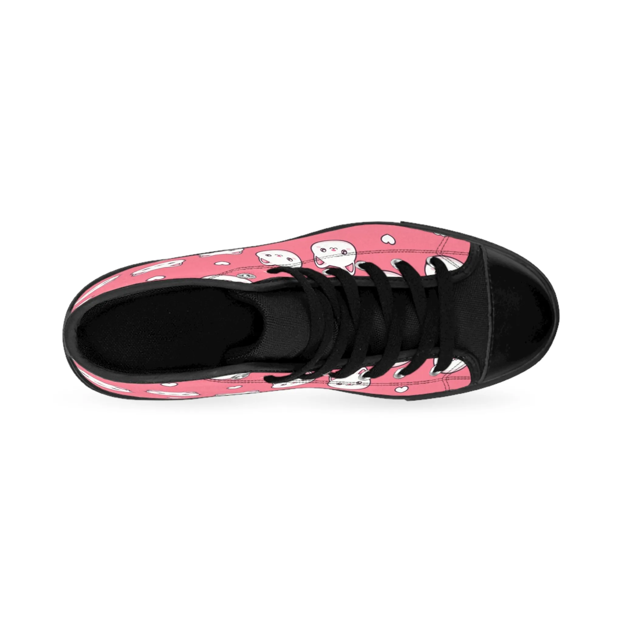 Cute White Kitty Pink Background Women's Classic Sneakers