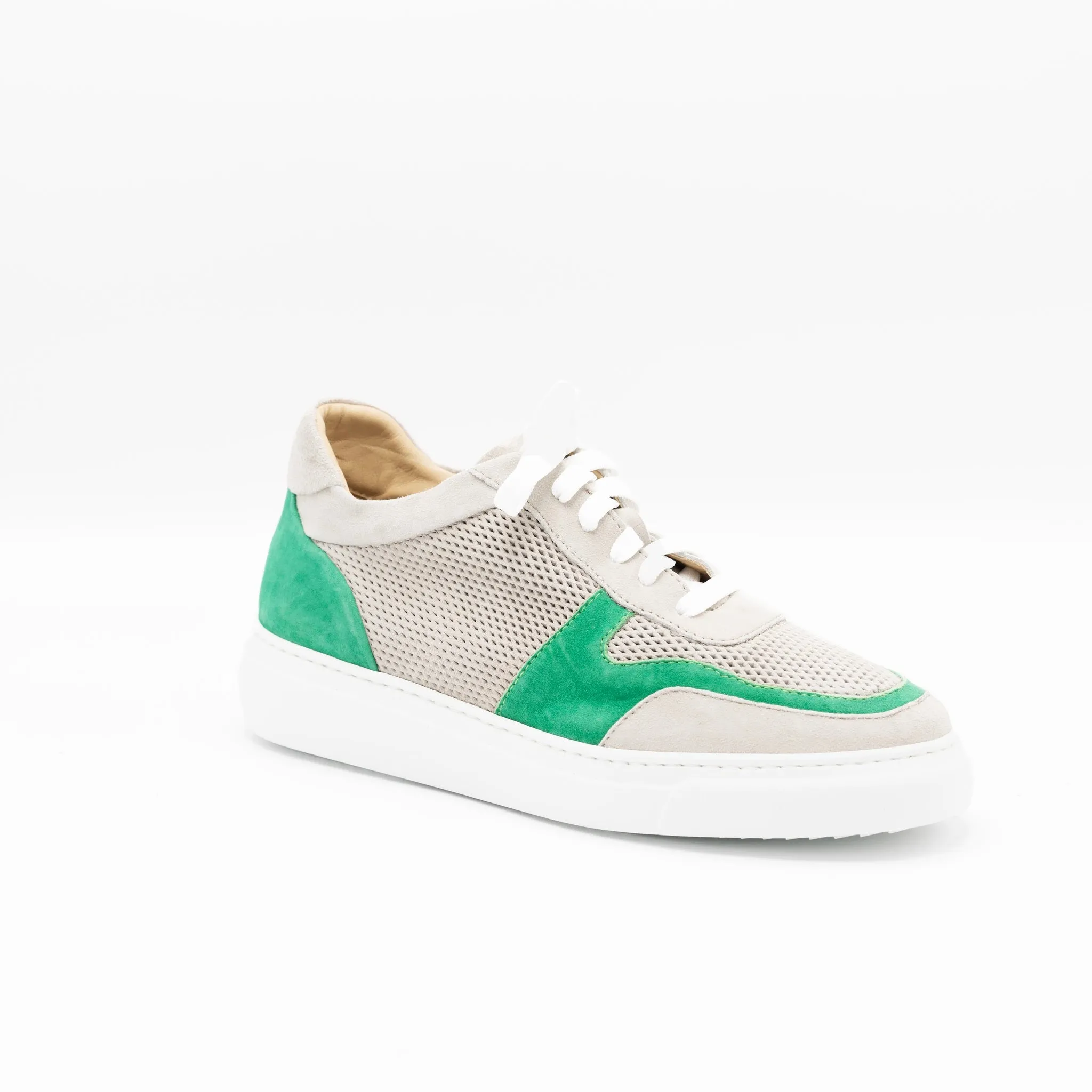 Green Detailed Extra Light Sneakers