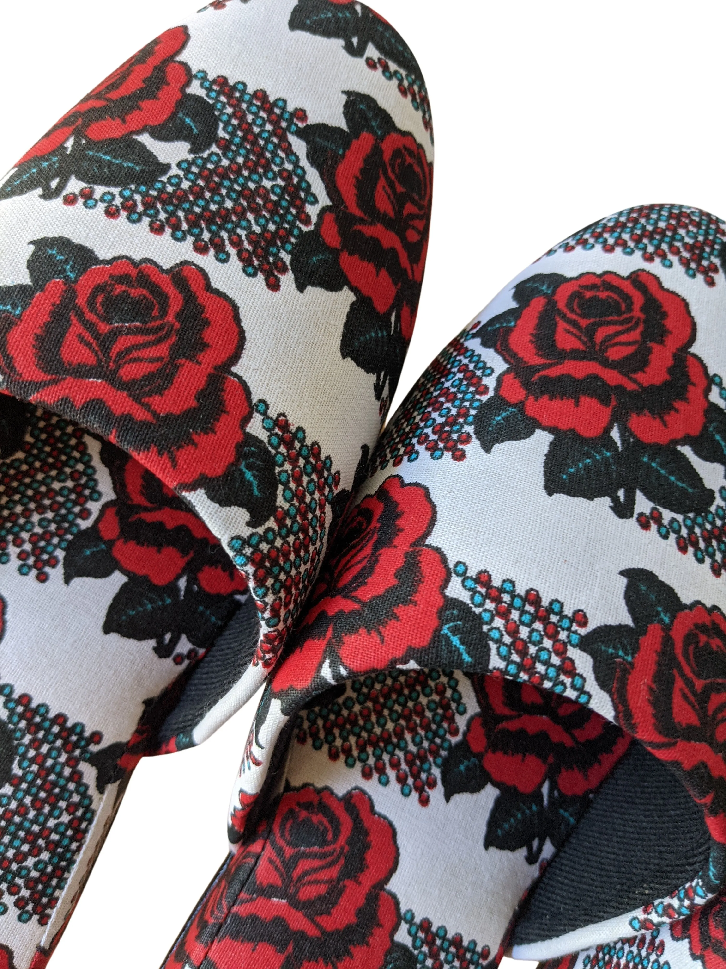 Medium Rose Print Mix Slippers [vinyl sole]  Rose M07 [Size: Medium] Rose M07