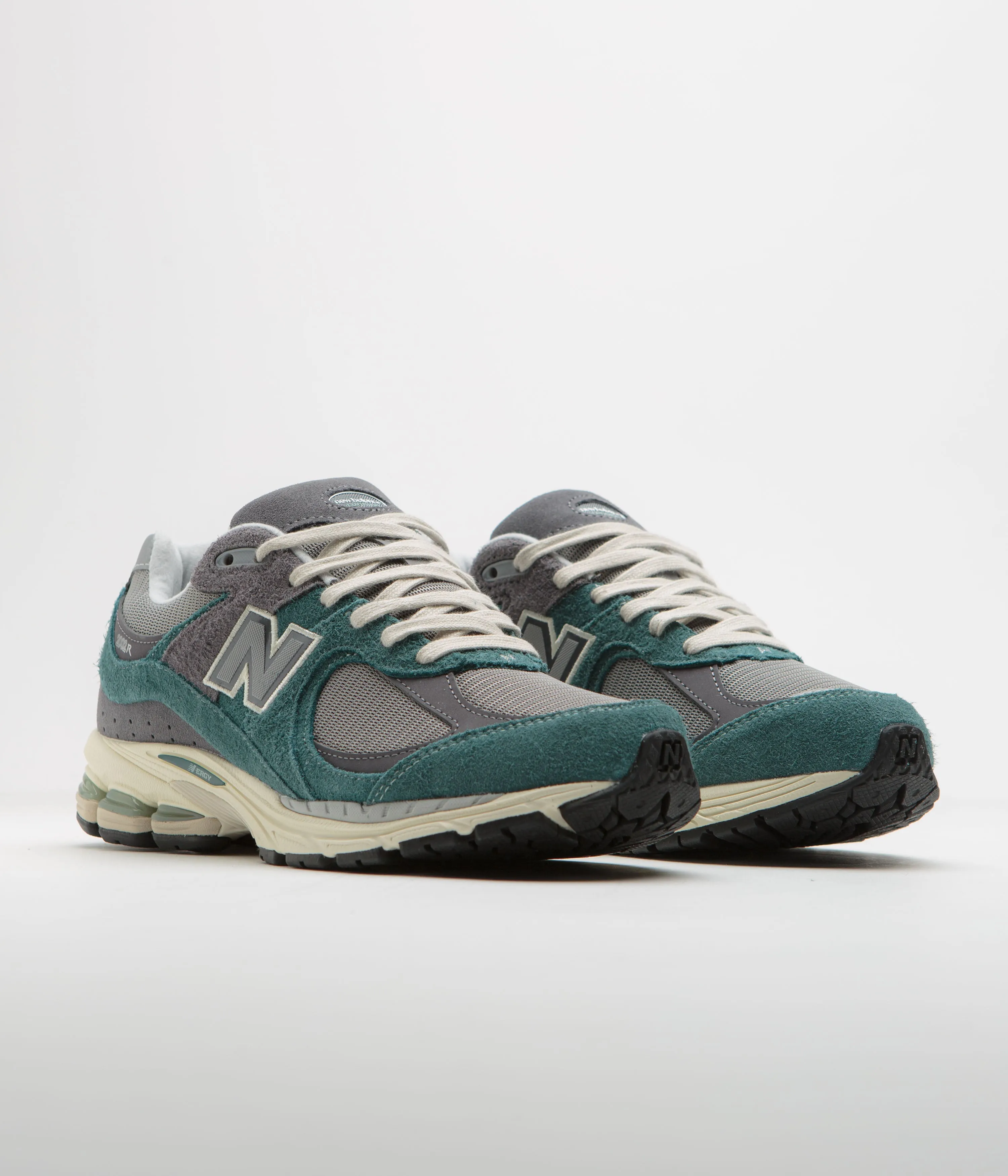 New Balance 2002R Shoes - New Spruce