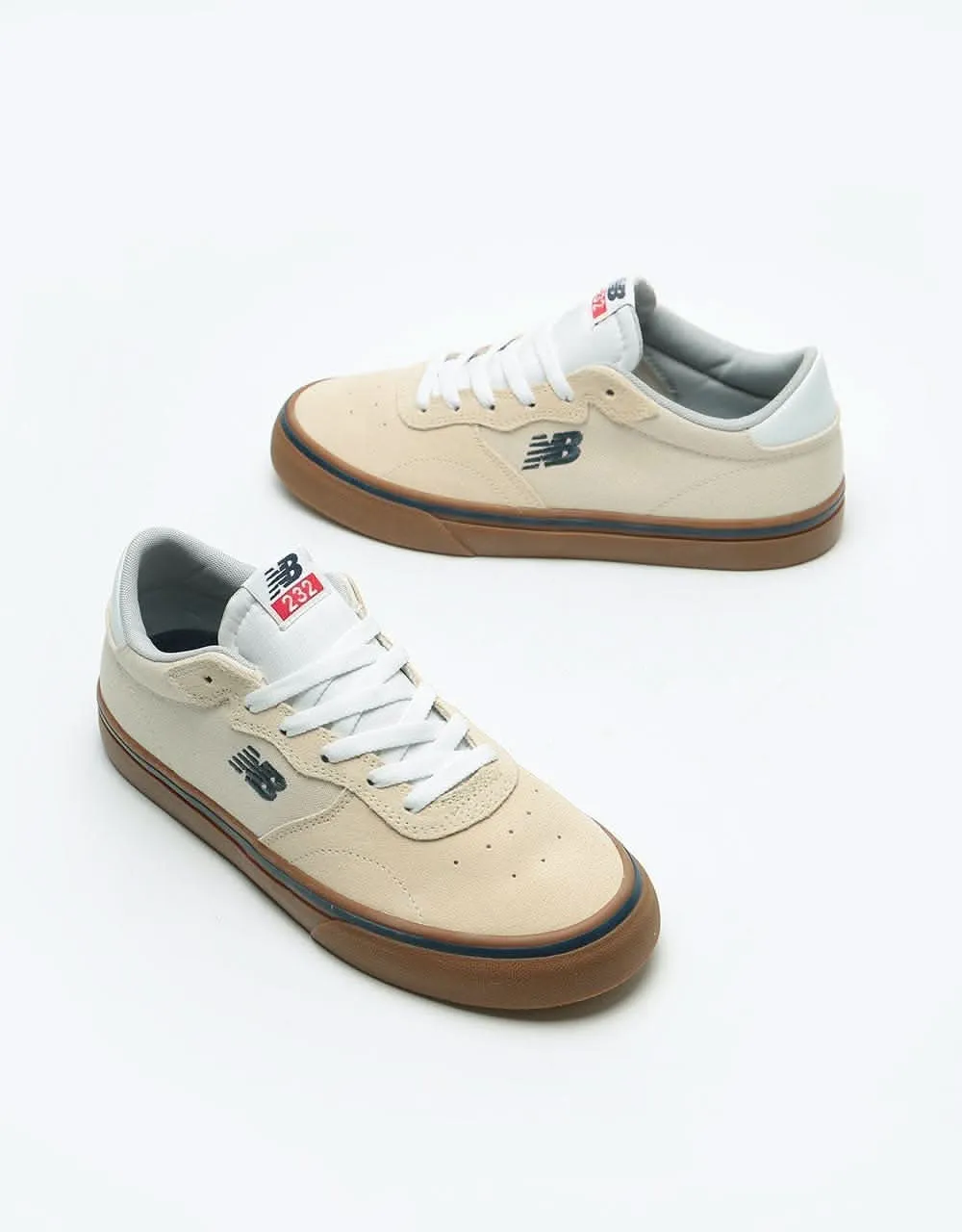 New Balance AM232 Skate Shoes - White/Gum