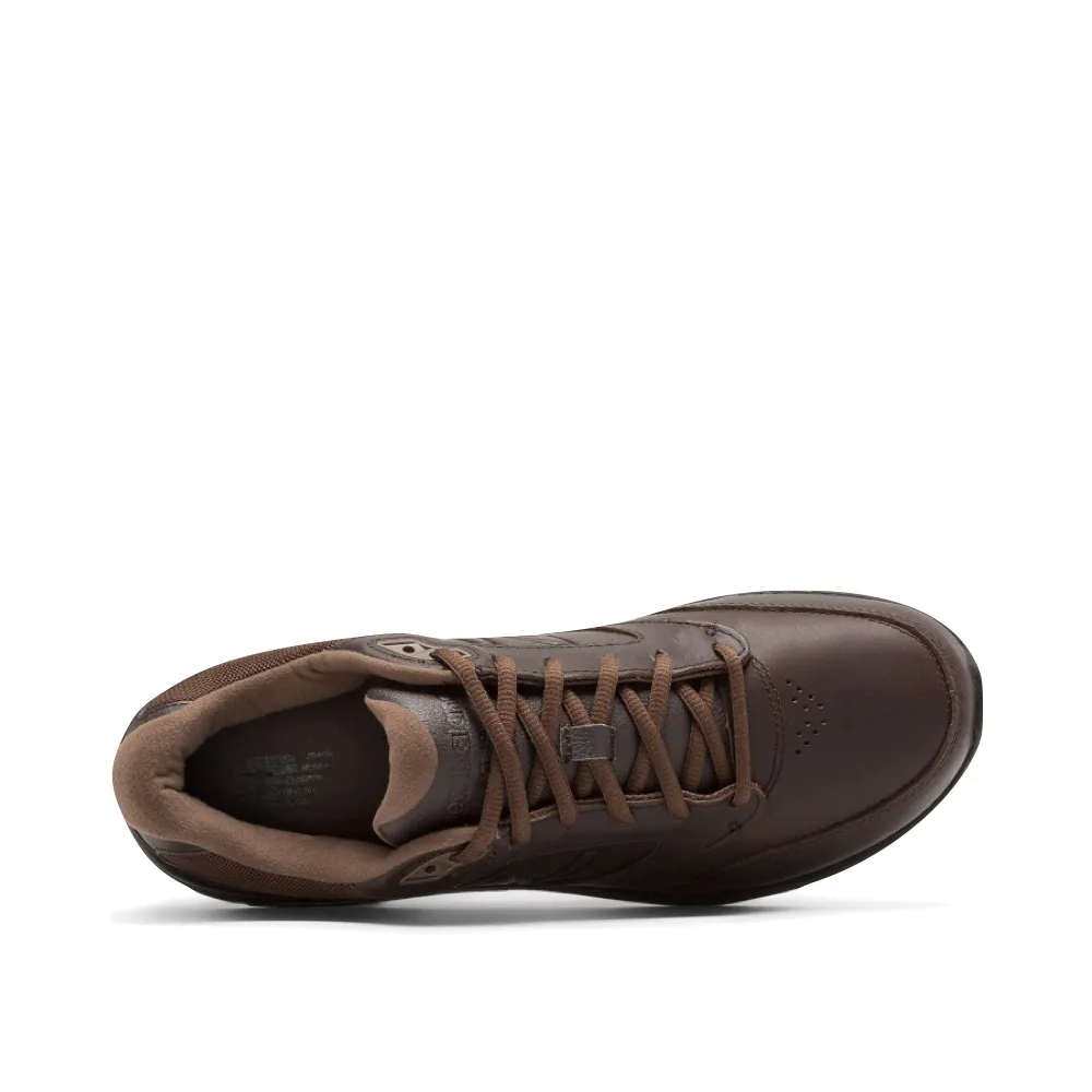 New Balance Men's 928v3 Leather Sneaker in Brown