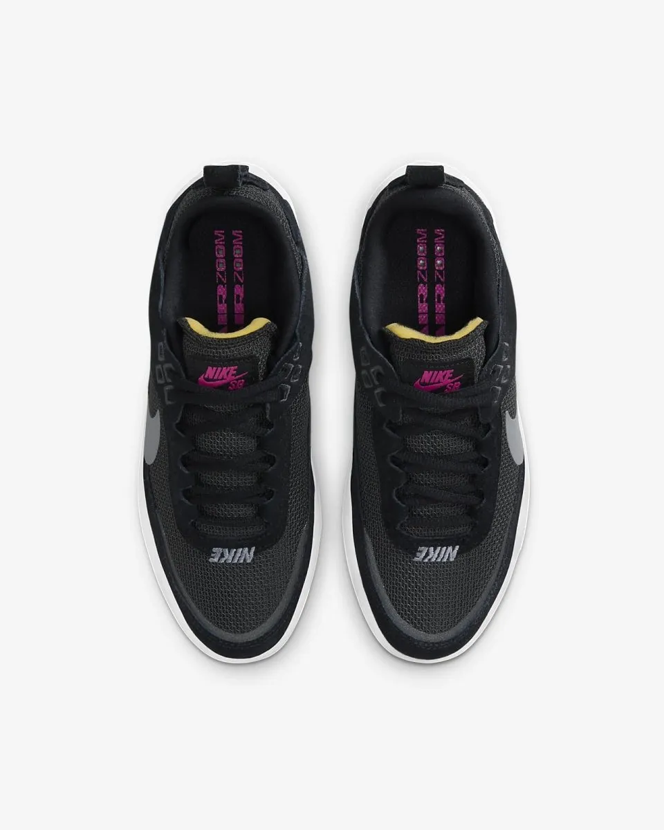 Nike SB Day One in Black/Cool Grey-Anthracite-Alchemy Pink