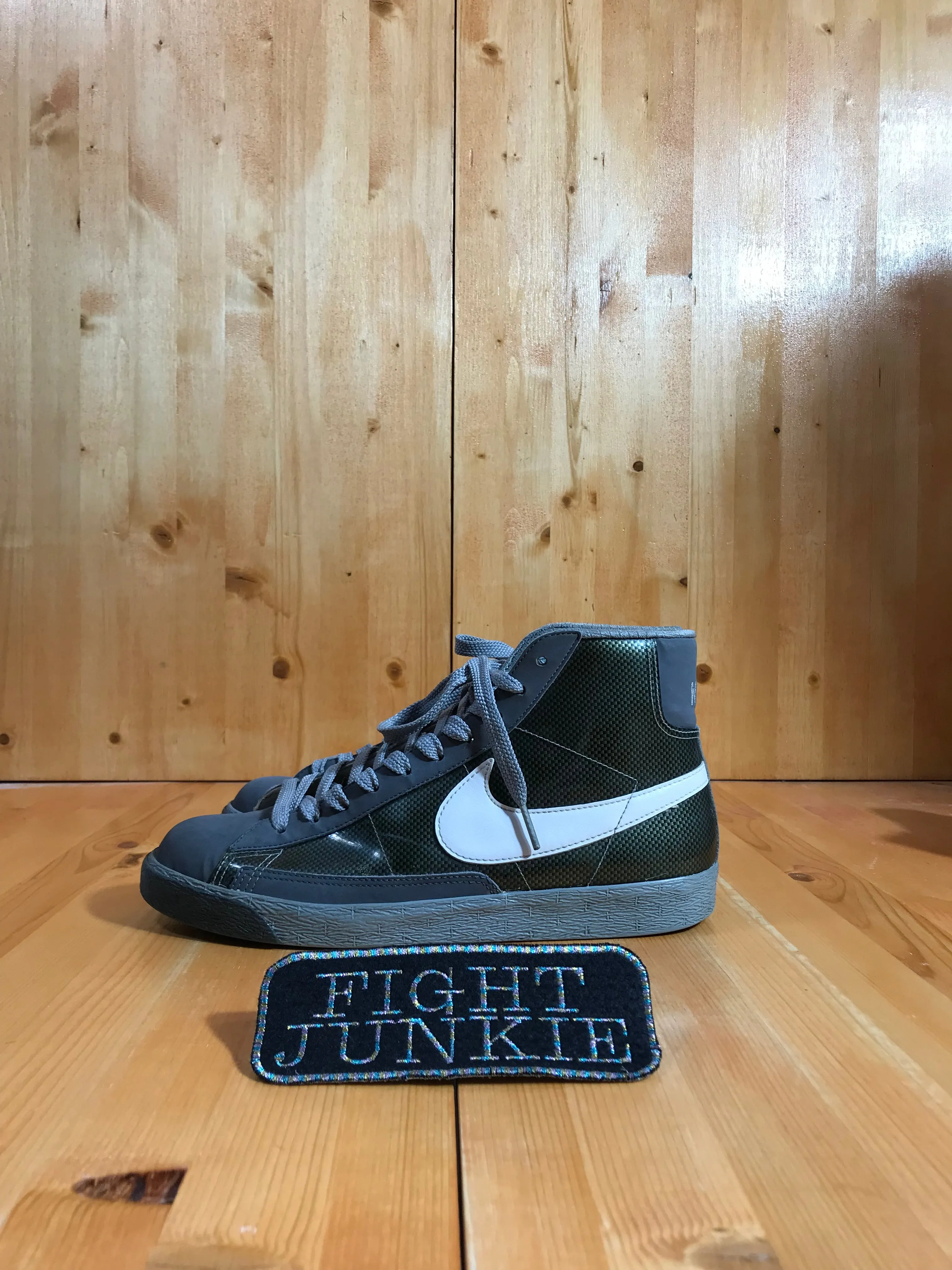 RARE! NIKE BLAZER HIGH Mens Size 8 Shoes Sneakers 2009 Carbon Fiber Shadow Gray 31664-004