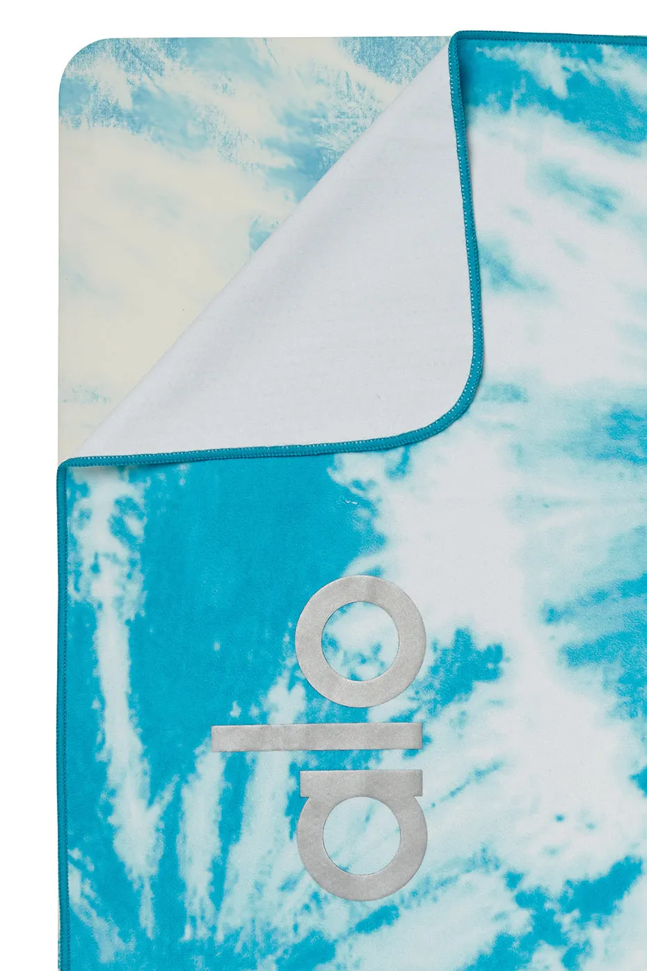 Tie-Dye Grounded No-Slip Towel - Bright Aqua Tie Dye