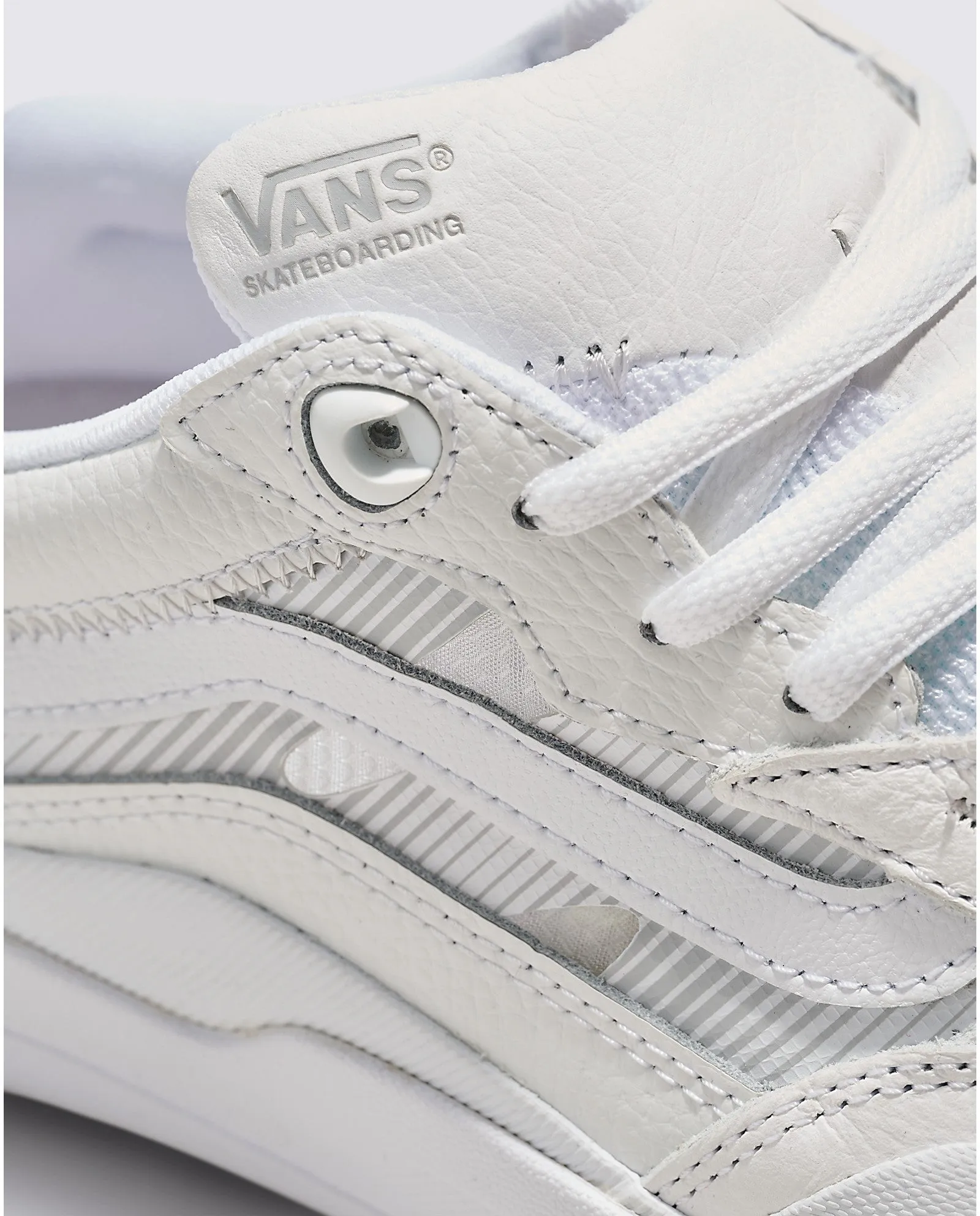 Vans Skate 2 Wayvee Skateboard Shoe - White